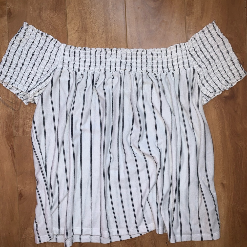 American Eagle Off The Shoulder Top